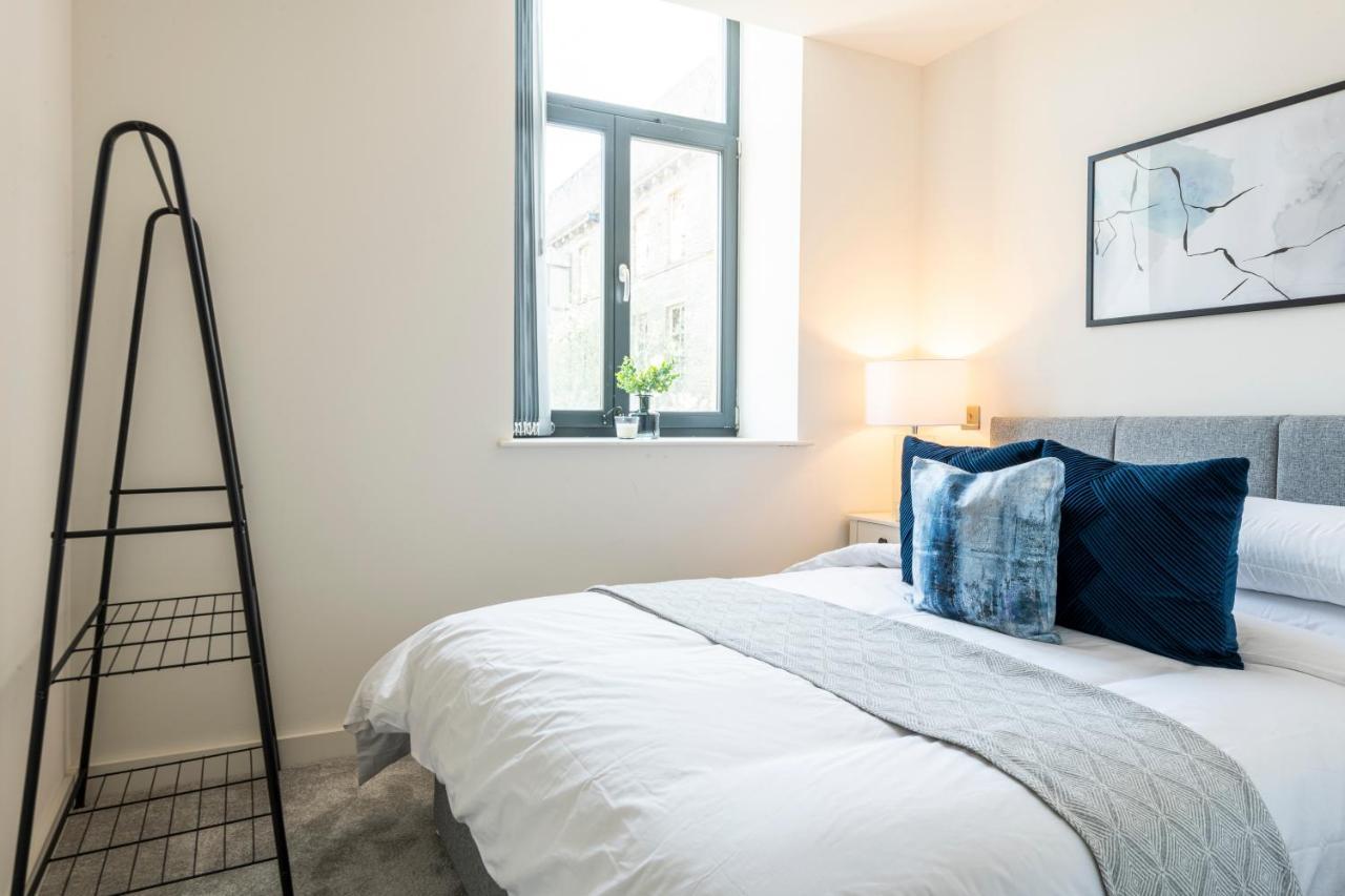 Stylish 2 Bed Apartment Close To City Bradford  Kültér fotó